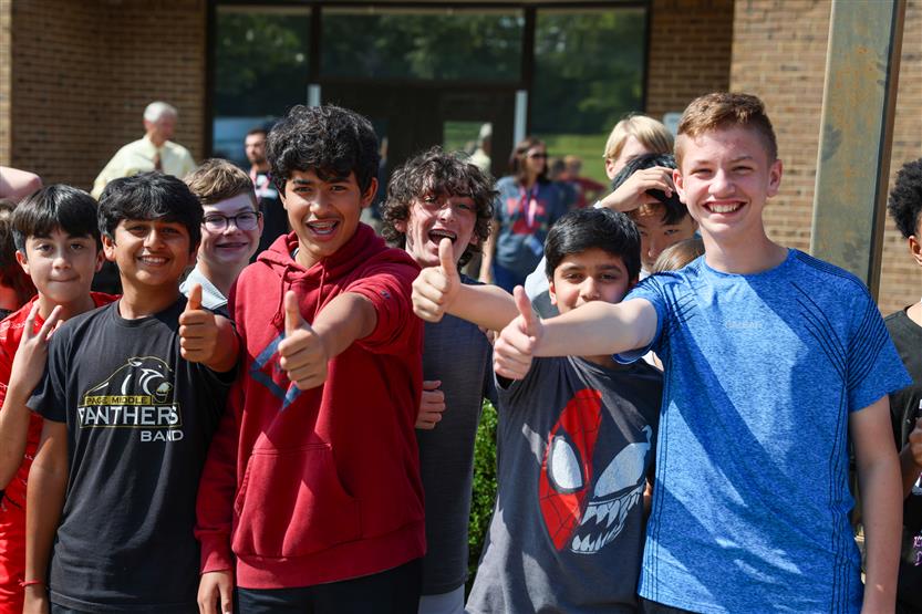 Schools celebrate homecomings